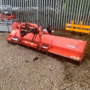 Kuhn VKM305 flail topper W/G: 31033595
